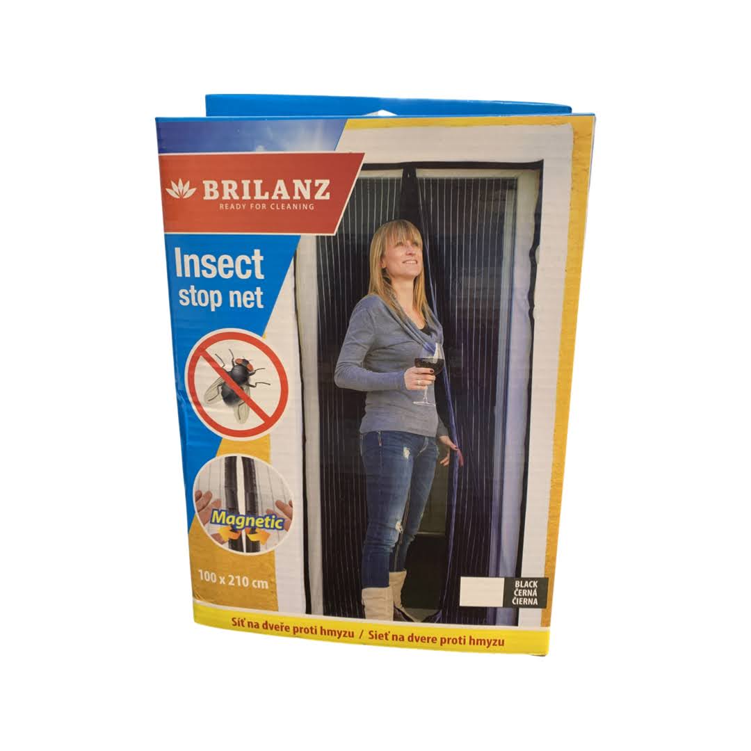 Szerelj fel te is szúnyoghálókat az ajtóra!