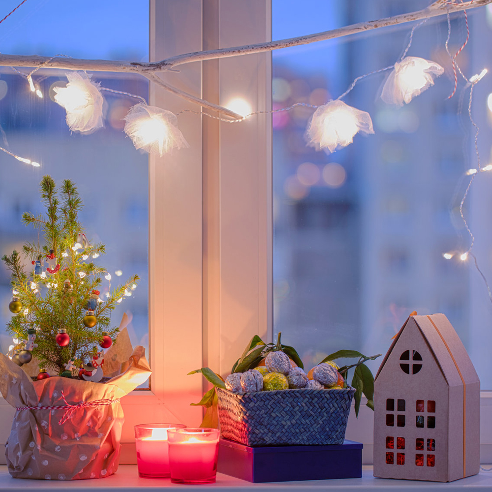 Világító ablakdísz – az ünnepi készülődés alapjai